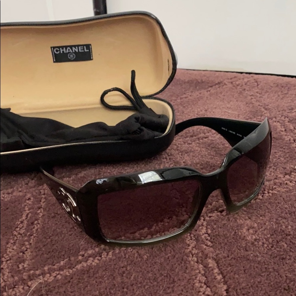 Chanel Sunglasses 6022-Q